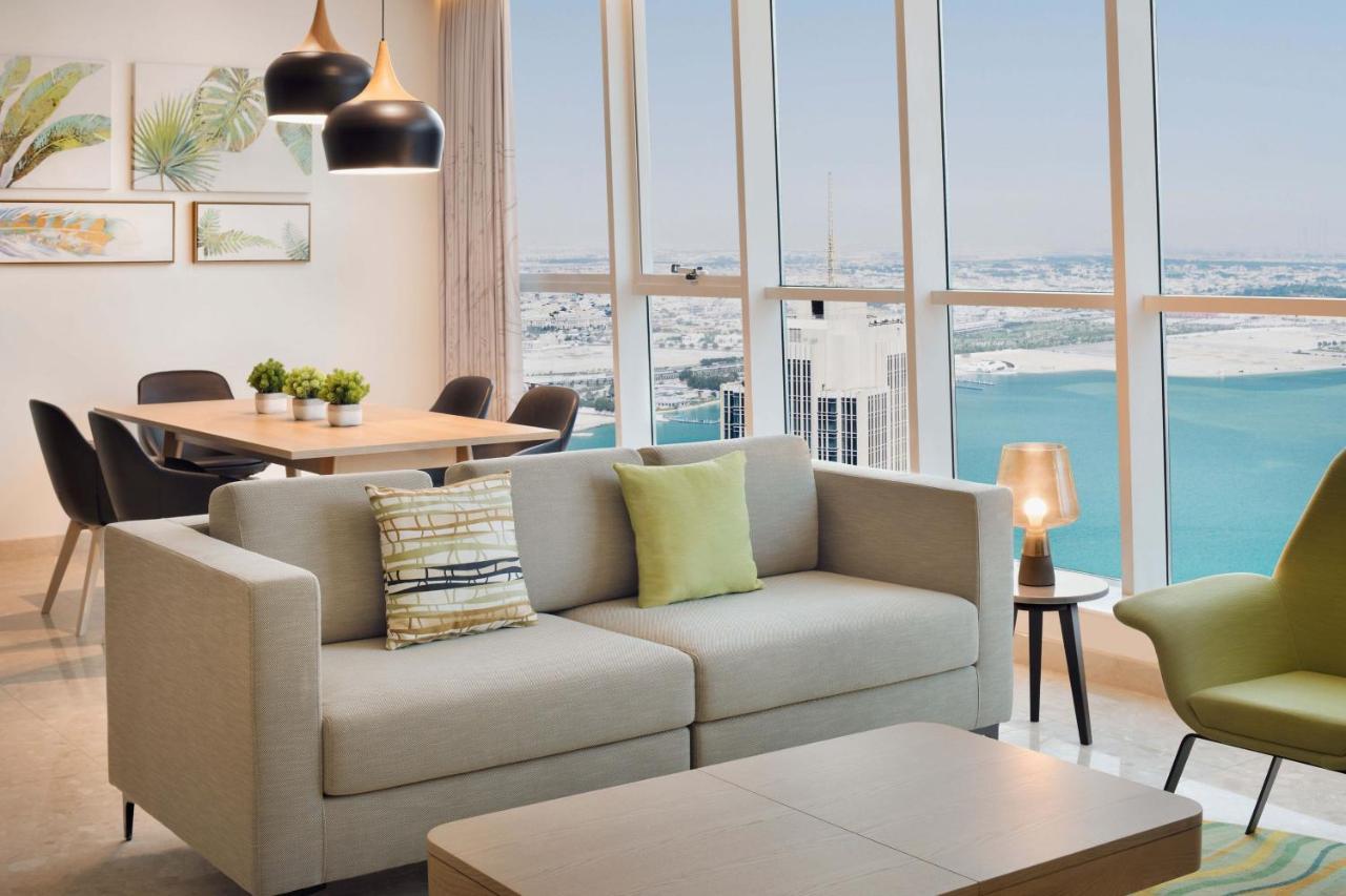 Element By Westin City Center Doha Exteriör bild A living room at the hotel