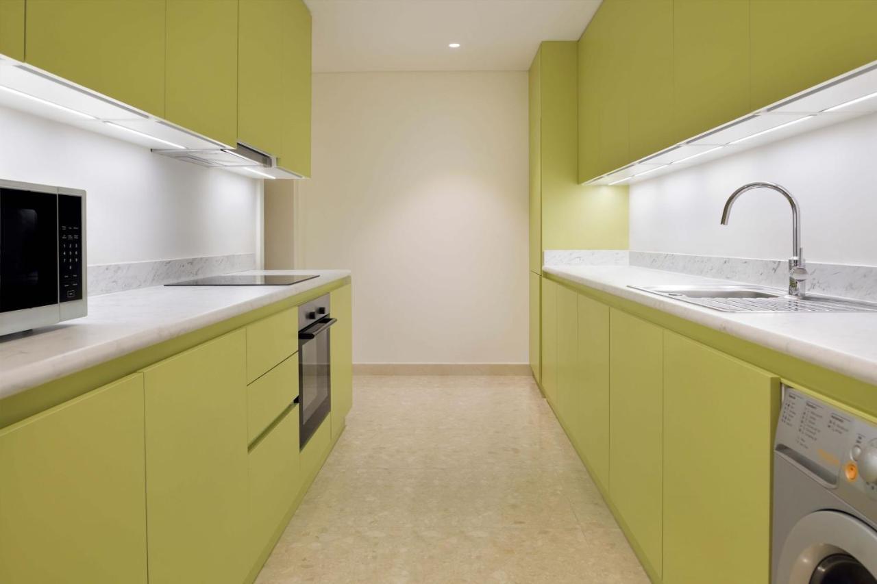 Element By Westin City Center Doha Exteriör bild A kitchen in a typical apartment